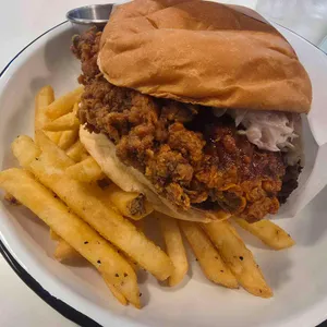 롸카두들 내쉬빌 핫치킨 대표 사진