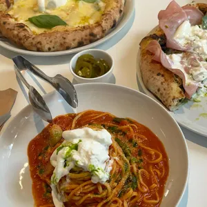 꼬따 대표 사진