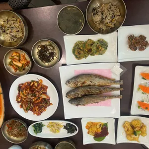 박해윤통영해물밥상 대표 사진