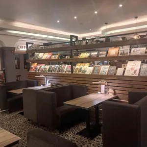 아디스브라운 대표 사진