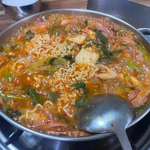 박가 삼거리 부대찌개 대표 사진