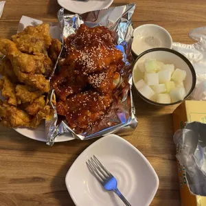 명지치킨 대표 사진