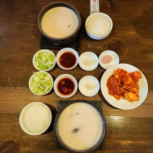 거대곰탕 대표 사진