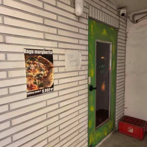 미드나잇포레스트 대표 사진