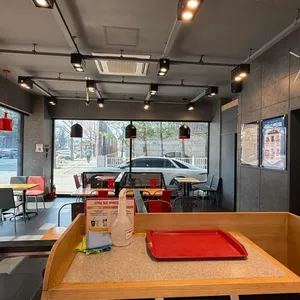 롯데리아 대표 사진