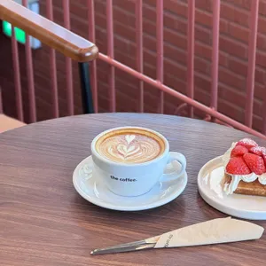 더커피타워 사진