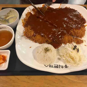 홍익돈까스 대표 사진