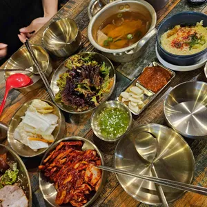 호야네족발 대표 사진