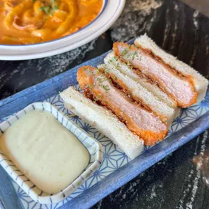 카츠헤세드 대표 사진