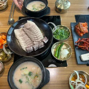 몽실종가돼지국밥 사진 1
