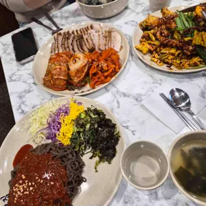 오봉집 대표 사진