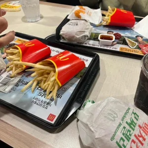 맥도날드 대표 사진