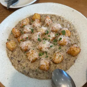 콤바크 대표 사진