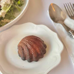 블라 대표 사진