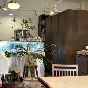 어피스앤드피스 대표 사진