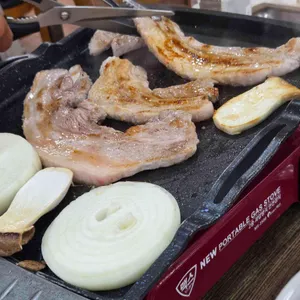 숯피는 한우마을 대표 사진