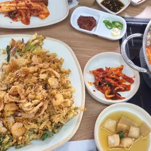 밀정원 대표 사진