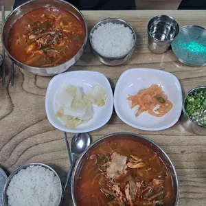 장춘닭개장 대표 사진