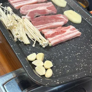 별내 연탄불돼지불백 앗싸포차 사진 1