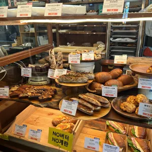 입허전 대표 사진