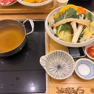 청담동샤브 대표 사진