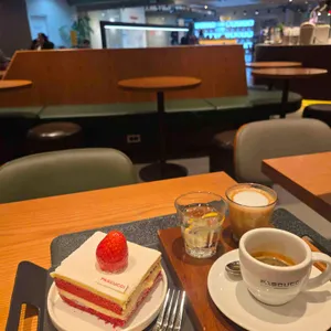 파스쿠찌 대표 사진