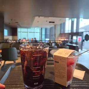 스타벅스 대표 사진