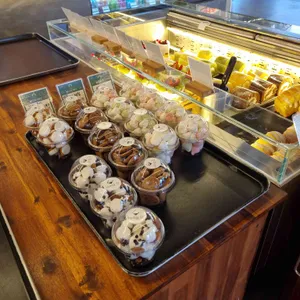 롱디커피 대표 사진