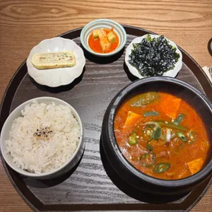 제비곳간 행궁별식 대표 사진