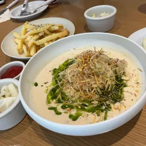 심퍼티쿠시 대표 사진