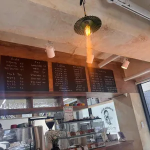 밀데이 리뷰 사진