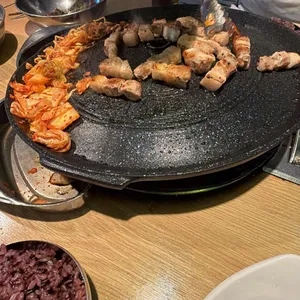강남 돼지상회 무한리필 사진 1