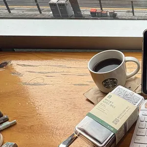 스타벅스 대표 사진