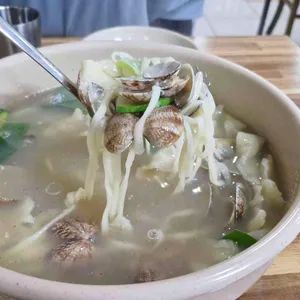 갯마을바지락칼국수 대표 사진