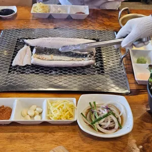 100년장어촌 대표 사진