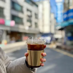 화이트 웨일 사진