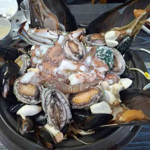 기쁨이네 해물탕&돌솥밥 사진 1