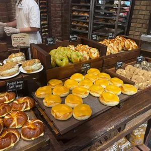 런던베이글뮤지엄 대표 사진