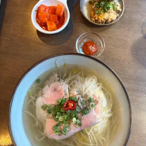 나그네 대표 사진