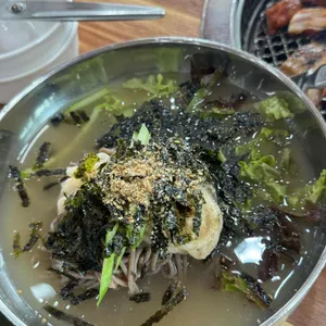 금강숯불닭갈비 메밀막국수 대표 사진