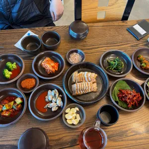 황산항아리보쌈 대표 사진