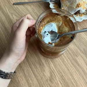 아홉달 대표 사진