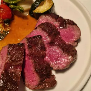 아니마 대표 사진