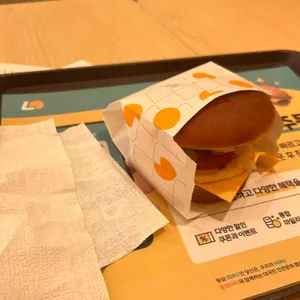 롯데리아 대표 사진