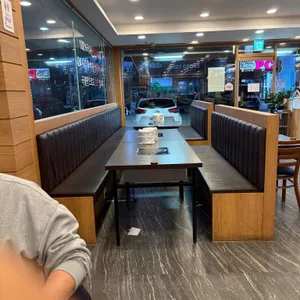 진담옥 대표 사진