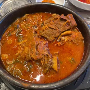 청년감자탕순대국 대표 사진