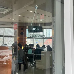 폴코 대표 사진