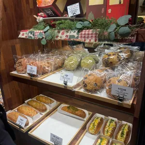 윤숲 대표 사진