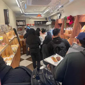 윤숲 대표 사진