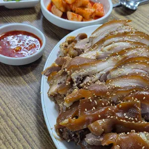 소문난순대국왕족발 대표 사진